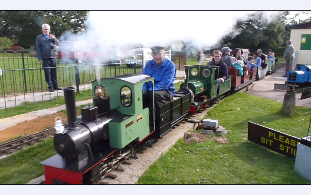 Miniature Steam and Electric Train Rides in Chingford