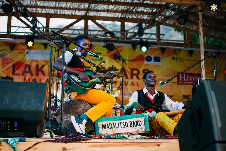 Madalitso Band + Rapasa Nyatrapasa Otieno