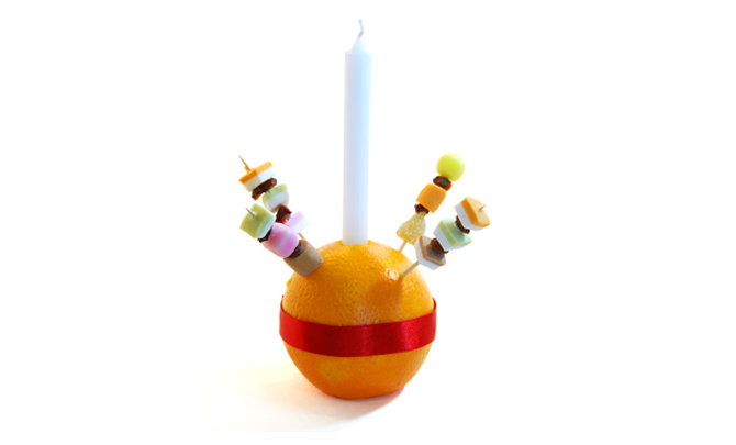 Family Christingle Carols by candlelight Service (Free Christingle candle for all)